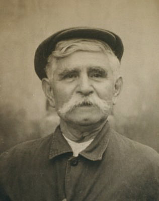 Bastet, Karl<br>1898-1971<br>Bürgermeister in Louisendorf, sprach noch Französisch